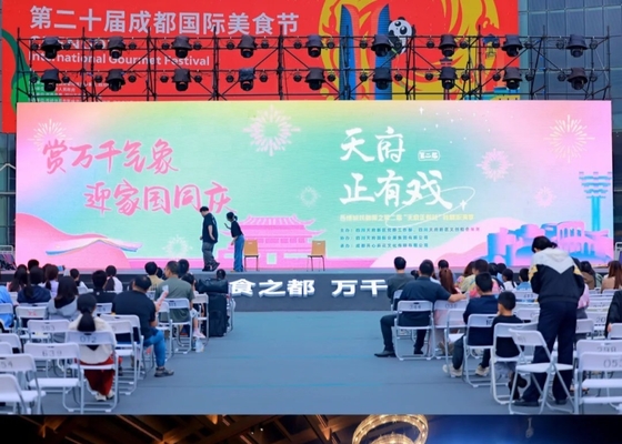 Màn hình màn hình LED ngoài trời P4 cho thuê