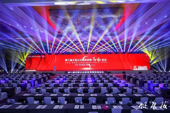 Bên ngoài văn bản màu sắc Kháng nước màn hình LED biển báo Bảng quảng cáo bên đường