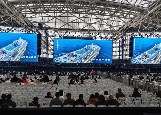 P8 ngoài trời màu đầy đủ chống nước 15625dots/sqm 320 * 160 độ sáng cao LED Billboard