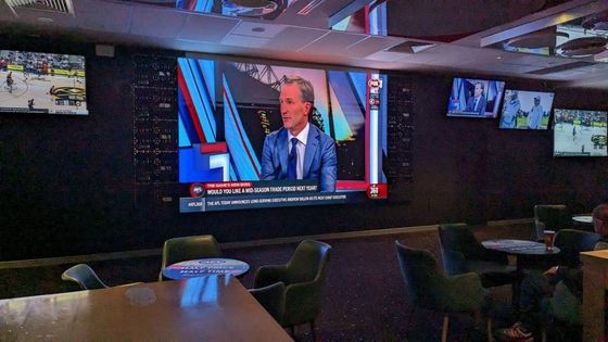 Màn hình LED ngoài trời P2.5 không có Mosaic linh hoạt lớn, Bảng quảng cáo LED