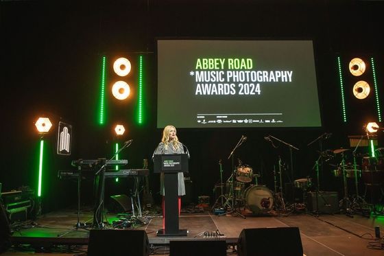 Màn hình LED quảng cáo trong nhà P1.667 200 * 150mm Module NOVA System