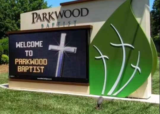 P10 SMD3535 Màn hình quảng cáo ngoài trời LED 10mm Pitch IP67 chống nước