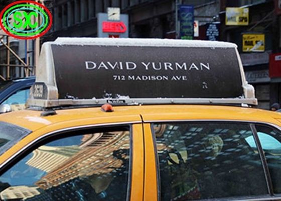 Màn hình LED trên nóc taxi hai mặt P5, chống nước IP65, độ sáng 6500cd/m²