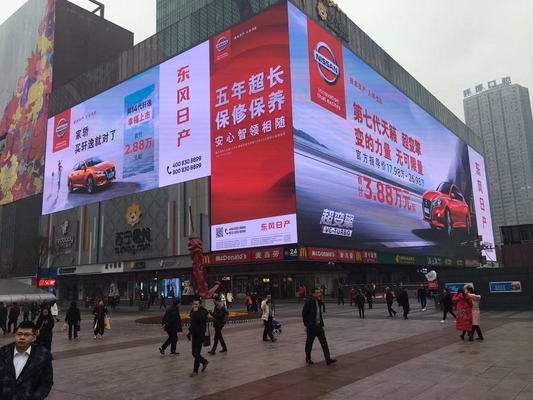 5V/40A Switch Power Loading Outdoor Full-color LED Display với mật độ 250000dots/sqm Density Dot