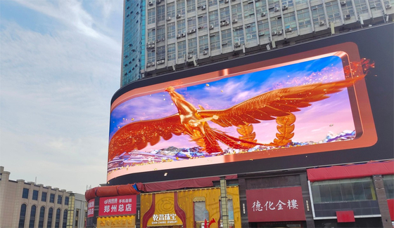 SMD2121 Encapsulation Outdoor Full Color LED Display với độ sáng 5500 và kích thước mô-đun 320x160mm