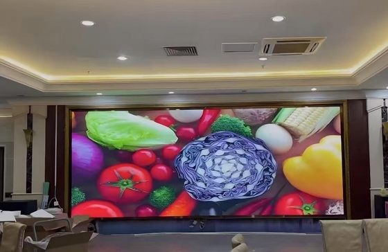 Cách mạng hóa các poster kỹ thuật số của bạn với màn hình LED trong nhà có độ nét cao