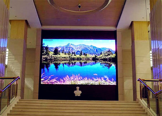 Giá tốt P3.91mm Indoor Full Color LED Display 250x250mm Mô-đun 1000cd/m2 Độ sáng trực tuyến