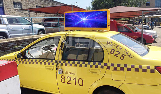 192 * 64 dot Screen Resolution Car LED Sign Display cho điều khiển không đồng bộ và chế độ lái xe 96 * 32 Cm
