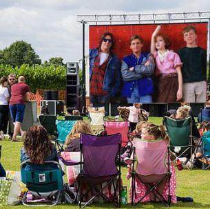 Màn hình LED cho thuê với tỷ lệ tương phản 3000:1, khoảng cách xem từ 3～50m, hoàn hảo cho sự kiện và triển lãm