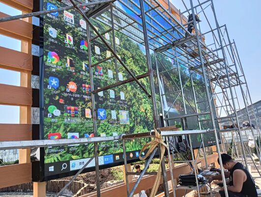 Màn hình LED ngoài trời đầy đủ màu sắc với thiết kế tủ nhẹ khóa nhanh và lắp đặt liền mạch để thiết lập và bảo trì