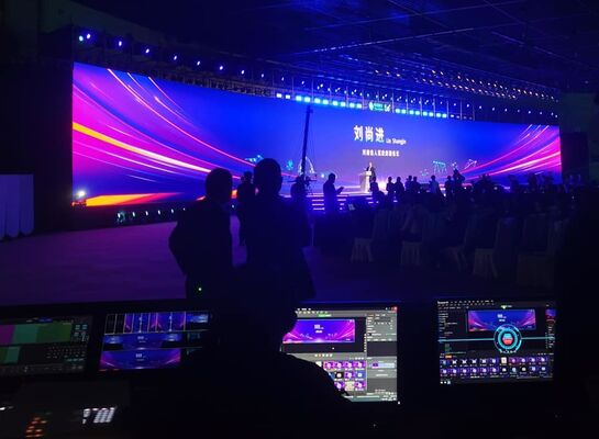 Bàn chiếu LED được thiết kế cho sân khấu chuyên nghiệp với kỹ thuật tự nhiên và hiệu suất tuyệt vời đảm bảo sự kiện thành công