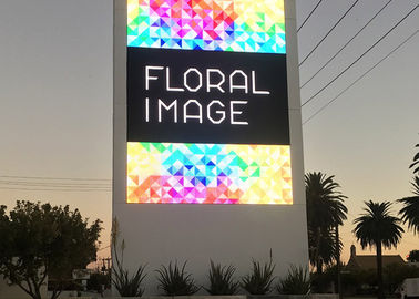IP65 RGB LED Billboard P4 ngoài trời chống nước 5000cd / M2 Độ sáng độ phân giải cao
