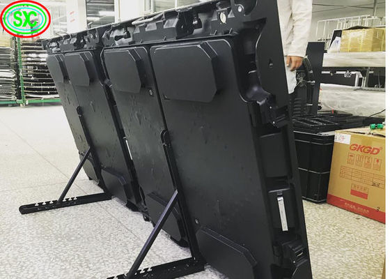 Banner sân vận động bóng đá