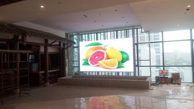 Màn hình LED nền sân khấu ngoài trời linh hoạt 576x576 * 85mm Cabinet Size LED Wall Panel