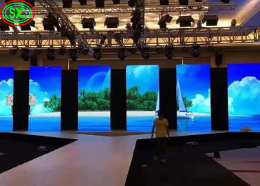 2.5mm Pitch UHD Indoor Advertising LED Display 160 * 160mm Thuê mô-đun