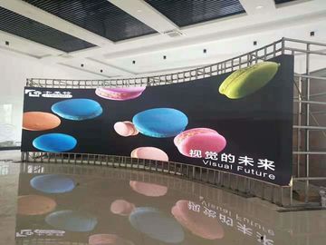 Ticker Board Curved Indoor LED Video Display Module, màn hình màu đầy đủ SMD P4 LED