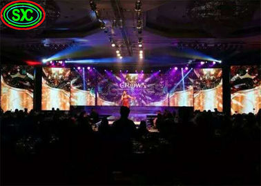 Lớp lót nhôm đúc chết P6 Full Color Indoor Suspended LED Screen 2500nits Brightness 27777 dots/sqm Pixel Density