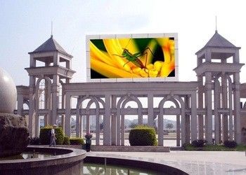 P6 Trình hiển thị LED màu đầy ngoài trời IP65 chống nước 27778 pixel/m2