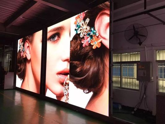 Độ sáng cao Nội thất đầy màu sắc P5 320 * 160mm LED Video Wall Screen Cho thuê