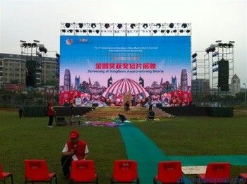 Phòng chống nước ngoài Full Color SMD2727 40000dots/sqm P5 Stage LED Video Wall