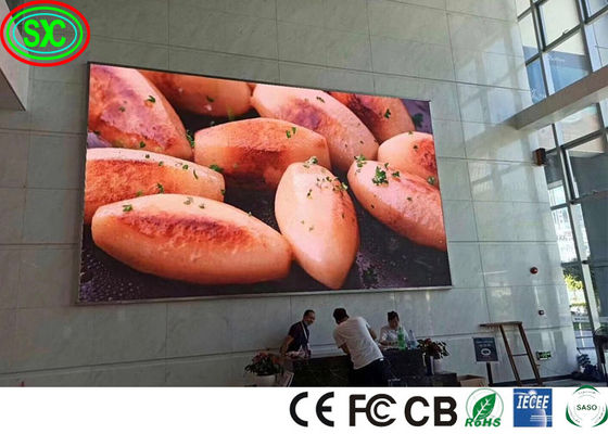 P4 Không thấm nước ngoài màn hình LED đầy màu sắc 4mm Pixel Pitch 10000h Thời gian sử dụng