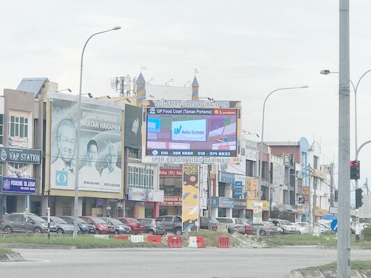 P10 ngoài trời quảng cáo đầy màu sắc LED màn hình video độ nét cao
