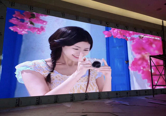 P4 Indoor Full Color LED Display 4mm Pixel Pitch 600W Lượng