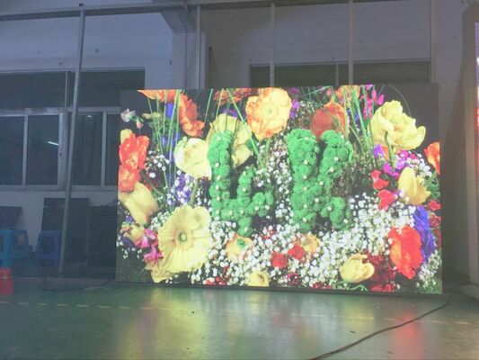 Màn hình LED đầy màu trong nhà cho các sự kiện quảng cáo và tường video P4 mật độ cao hơn với công nghệ điều khiển tiên tiến và tương thích rộng rãi cho hình ảnh tuyệt đẹp
