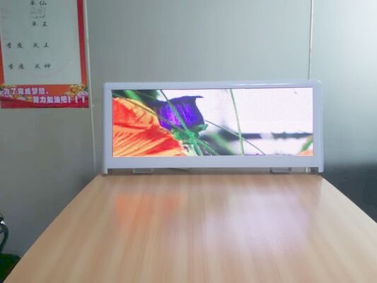 Tủ ngoài trời p5 96x32cm 2 bên Màn hình LED trên ô tô Hiển thị đèn LED Trọng lượng nhẹ Đèn LED trên cùng với điều khiển WIFI 4G