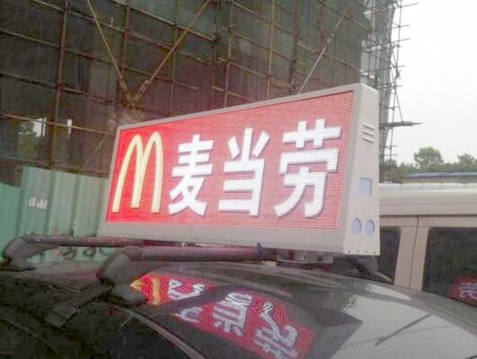 Full Color P5 Car LED Sign Display LED Video Display với tủ nhôm