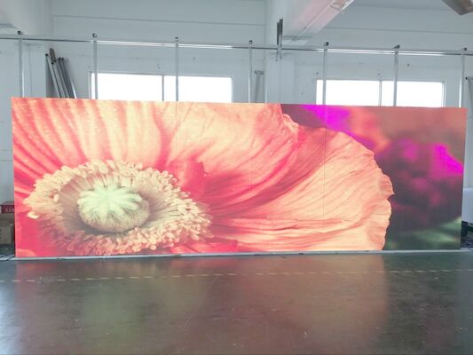 Giant Full Color Outdoor Led Display Không thấm nước IP68 DIP / SMD HD P3 P4 màn hình ngoài trời đầy màu sắc