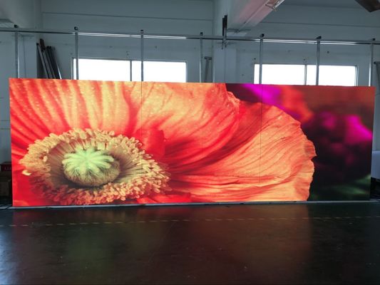 Giá tốt Màn hình LED sân khấu Màn hình quảng cáo trong nhà Tủ HD P4 1920hz RGB 3 Trong 1 Tủ 512x512mm ， độ sáng 1500cd trực tuyến