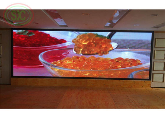 Màn hình LED đầy màu trong nhà Được trang bị 3 trong 1 SMD 2121 LED và giao diện hoạt động nhân văn để vận hành đơn giản