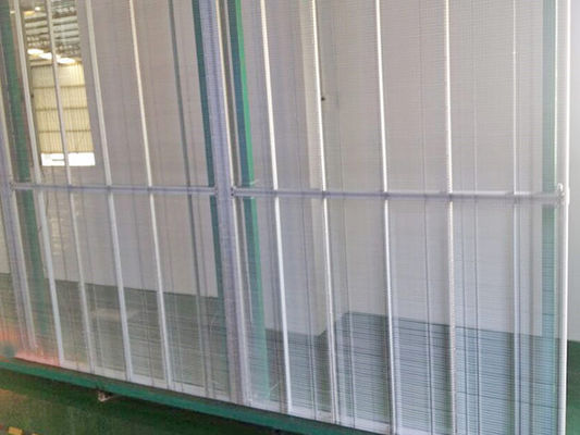 Màn hình LED trong suốt trong nhà và ngoài trời P3.91-7.82mm, độ sáng 3000CD