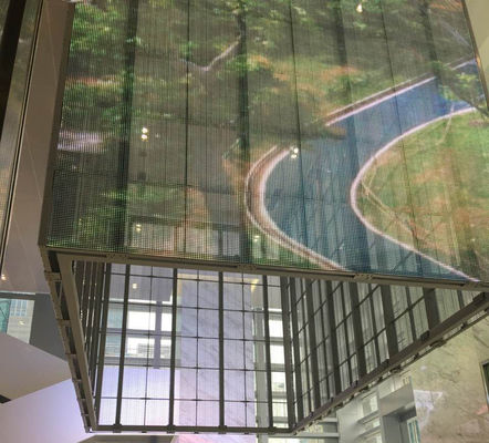 Nội thất P3.9-7.8 Màn hình hiển thị LED trong suốt màu sắc đầy đủ Smd Curved Led Video Wall Glass Led Screen For Showcase