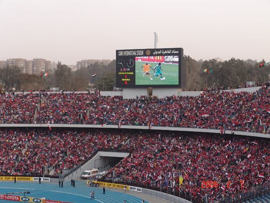 SMD P10 Sports Stadium Perimeter LED Display Bảng quảng cáo thương mại