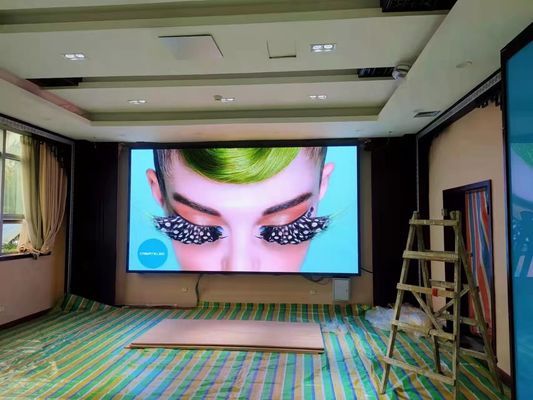 Màn hình hiển thị led trong nhà P3 có độ phân giải cao màn hình hiển thị LED trong nhà 576 * 576mm