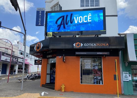 Màn hình LED ngoài trời đầy đủ màu sắc với tốc độ làm tươi cao và độ tương phản màu sắc để trình chiếu hình ảnh rõ nét và sống động