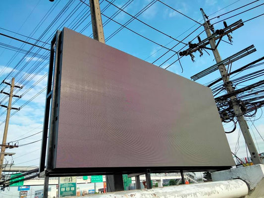 Màn hình LED ngoài trời p6 Full Color được thiết kế cho hiệu suất ổn định với các kết nối chống thấm nước, độ sáng cao và góc nhìn rộng.