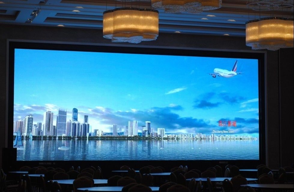 Pixel Pitch 10mm Bảng quảng cáo LED lắp đặt cố định ngoài trời với mật độ 10000 pixel