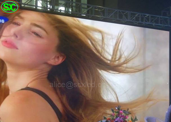 110V Sự kiện Màn hình LED đầy màu sắc, tường chắn trong nhà SMD2121 p5 Tiết kiệm năng lượng