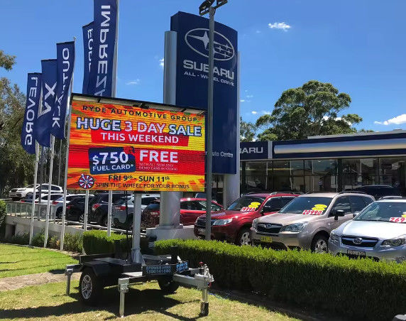 Cho thuê màn hình LED sân khấu RGB tùy chỉnh 2200nits Kích thước mô-đun 256mm X 128mm 	màn hình LED quảng cáo thương mại