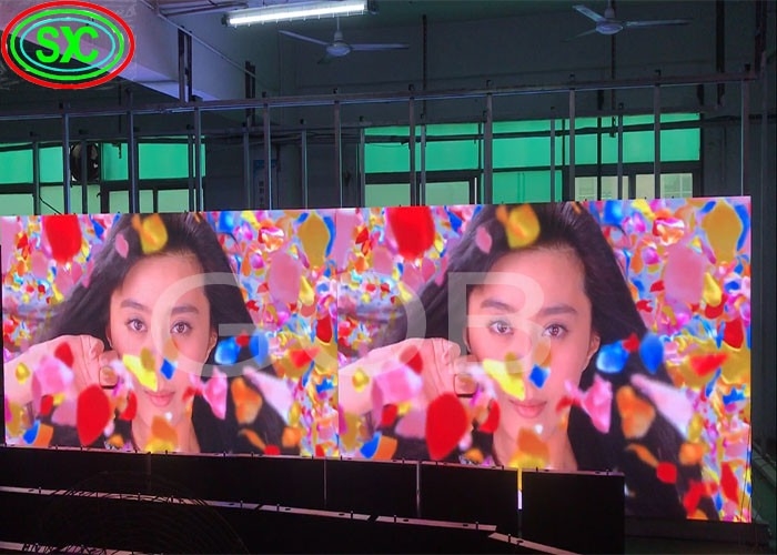 Tủ thuê nhôm đúc đúc 256 * 128mm Indoor Full Color LED Display GOB