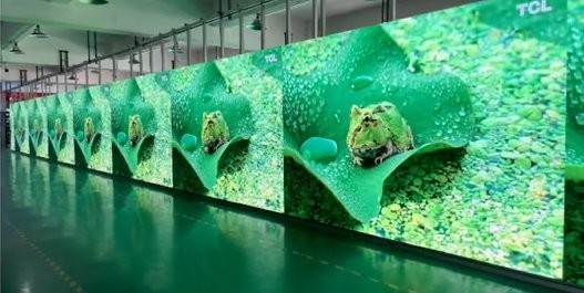 Màn hình tường video LED trong nhà P4 đầy đủ màu tiết kiệm năng lượng cho phòng họp nhà thờ