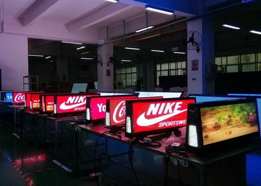 96 * 32 Cm Text Function Car LED Sign Display với Asynchronous Control Drive Mode và Display Function Text