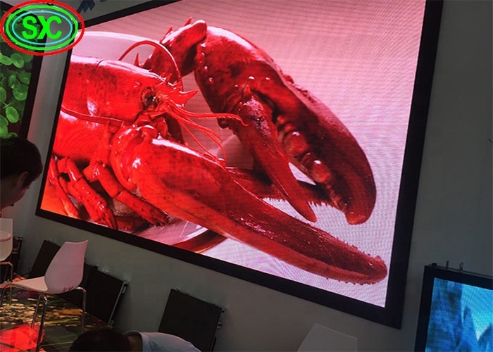 Màn hình LED đầy màu ngoài trời, linh hoạt, độ nét cao, chống nước và không bị chậm