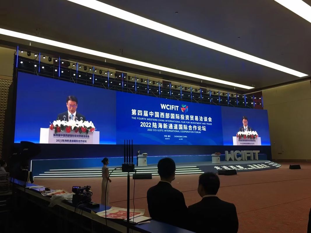 Cho thuê màn hình HD 1R1G1B Nội thất đúc chết nhôm P4 LED bảng hiển thị LED Video Wall