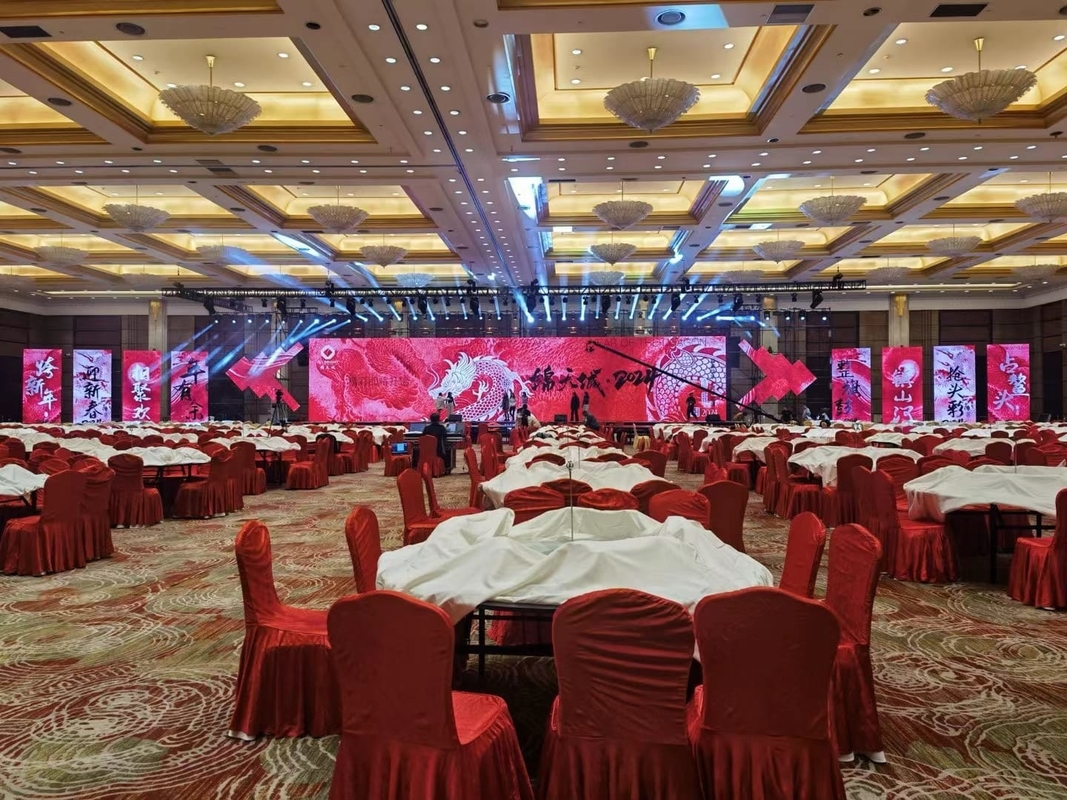 3840Hz High Refresh Indoor Full Color LED Display P2.5 2121 Kích thước đèn cho quảng cáo trong nhà với khoảng cách xem ≥ 0.5m