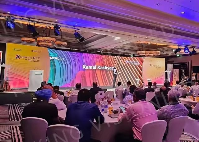 Lý tưởng cho các buổi hòa nhạc, nền, cuộc thi, thuê màn hình hiển thị LED treo ngoài trời quảng cáo dẫn màn hình hiển thị