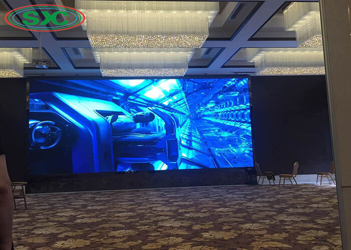 Thiết kế tiêu thụ năng lượng màn hình Full p3 màu trong nhà với khả năng phân tán nhiệt tuyệt vời và hoạt động tiếng ồn thấp cho môi trường trong nhà